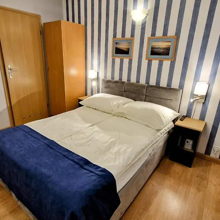 홈스테이 Astra Dziwnów