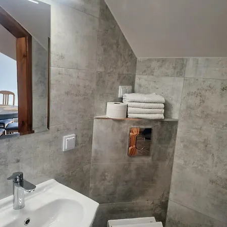 Astra Penzion 3*